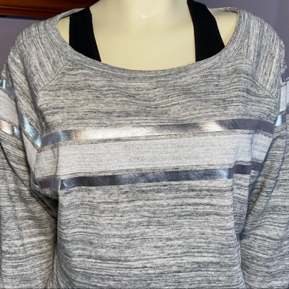 Gap Raglan Sleeve Sweatshirt - Picture 2 of 11